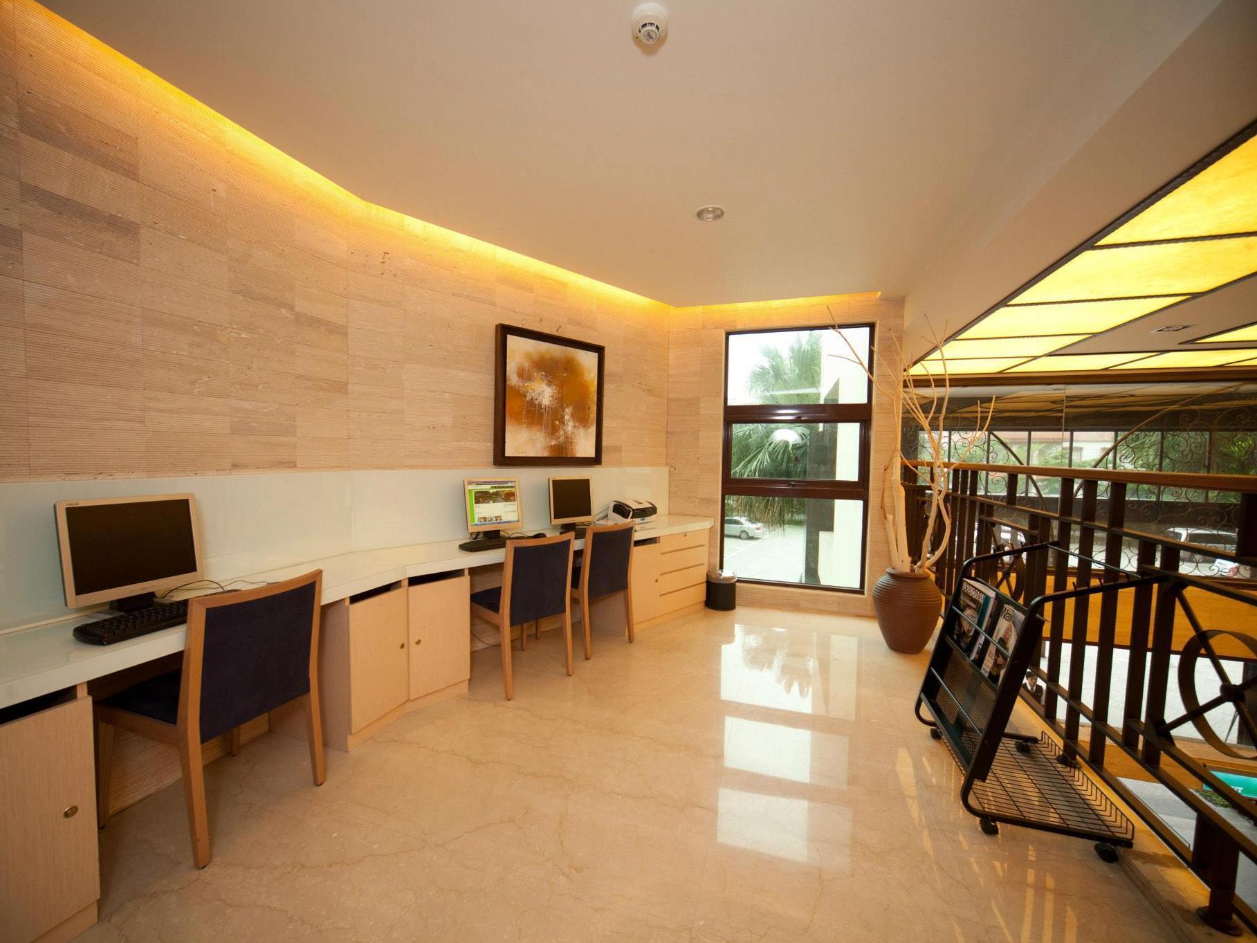 Crownshine Resort Jiaoxi Exterior photo