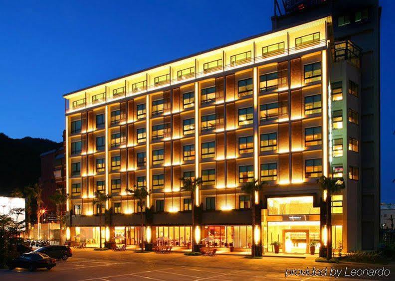 Crownshine Resort Jiaoxi Exterior photo